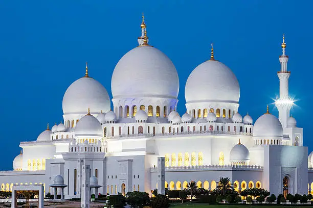 **Private Abu Dhabi City Tour – Iconic Landmarks & Top Photo Stops**